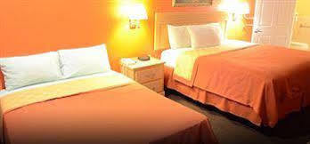 Louetta Texan Inn & Suites المظهر الخارجي الصورة